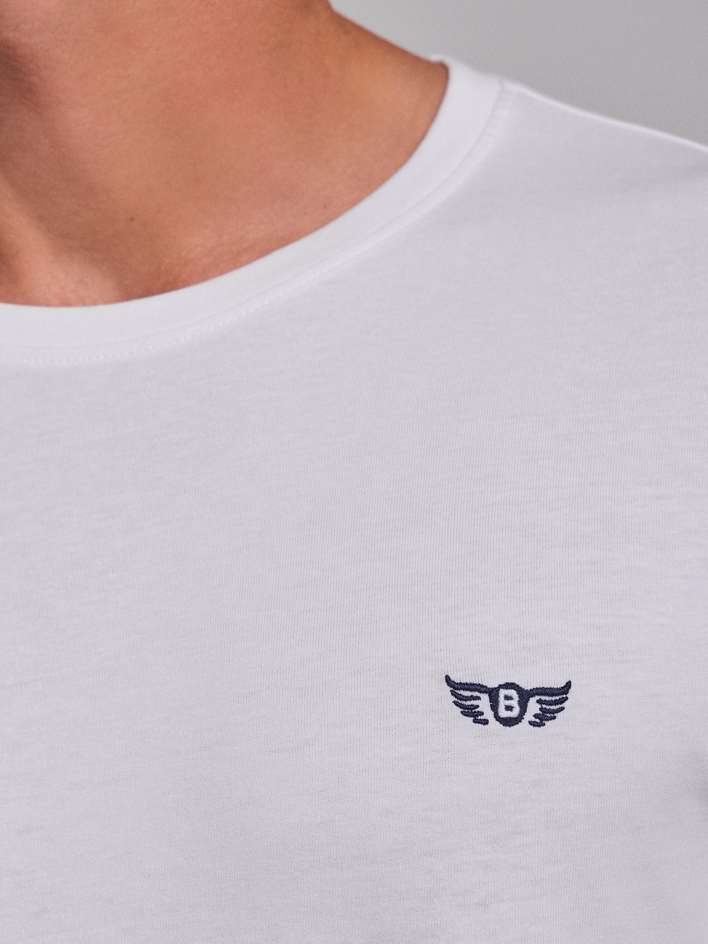 WHITE COTTON T-SHIRT SHORT SLEEVES REGULAR FIT MR. BLUE