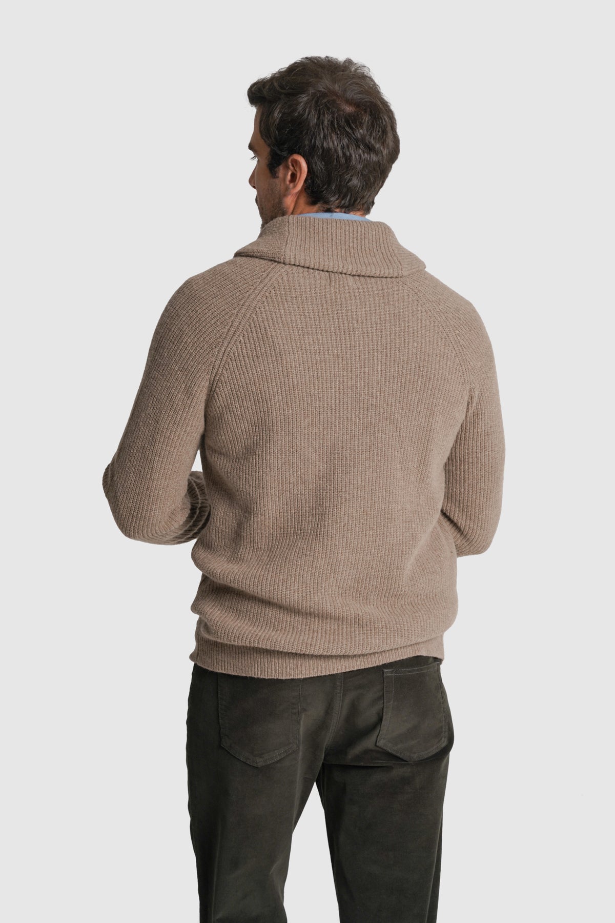 CARDIGAN LÃ REGULAR FIT BEGE LISO MR. BLUE