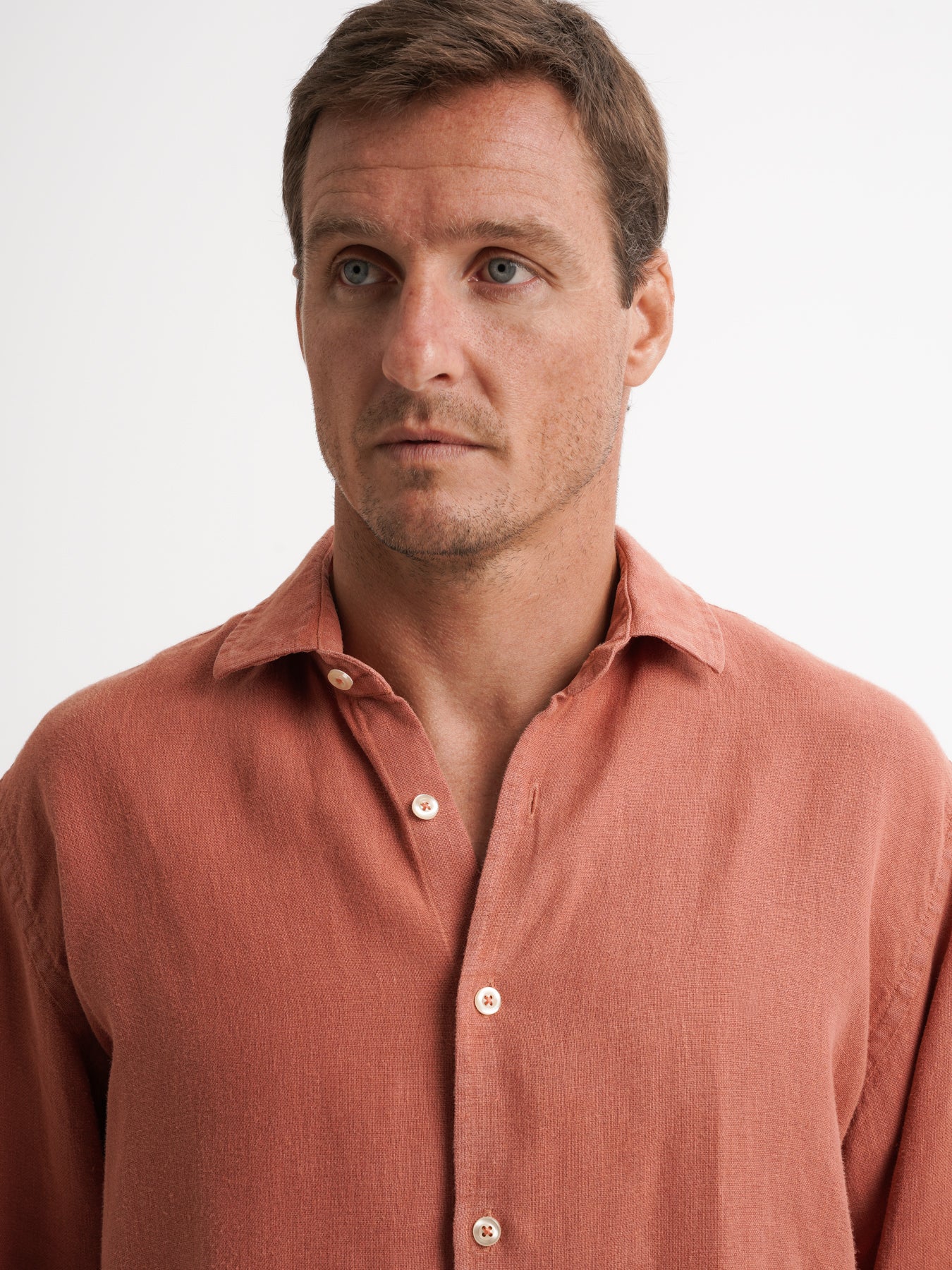 Camisa entallada de lino rosa Mr. Blue