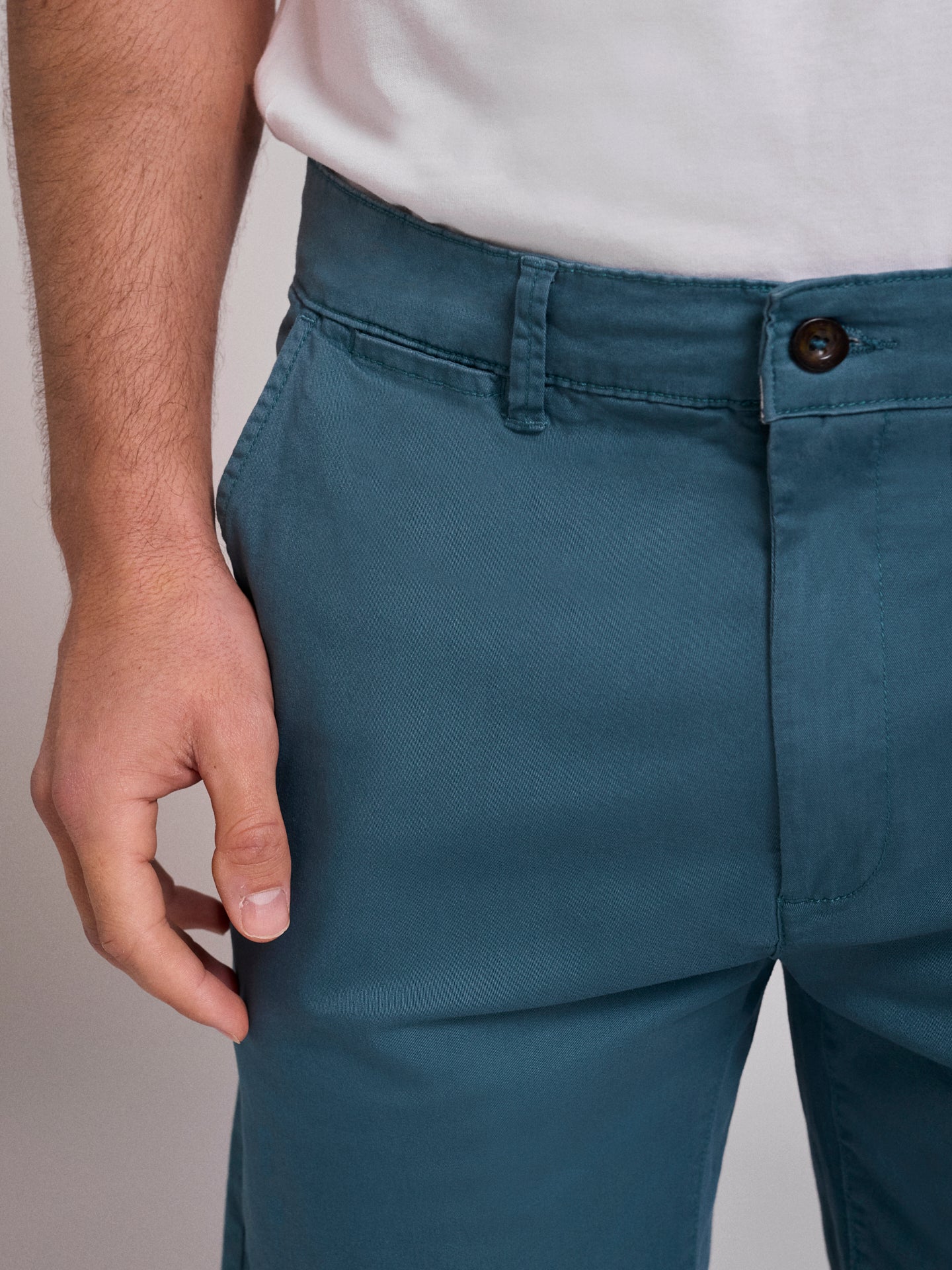 BERMUDA DE ALGODÓN VERDE REGULAR FIT MR. AZUL