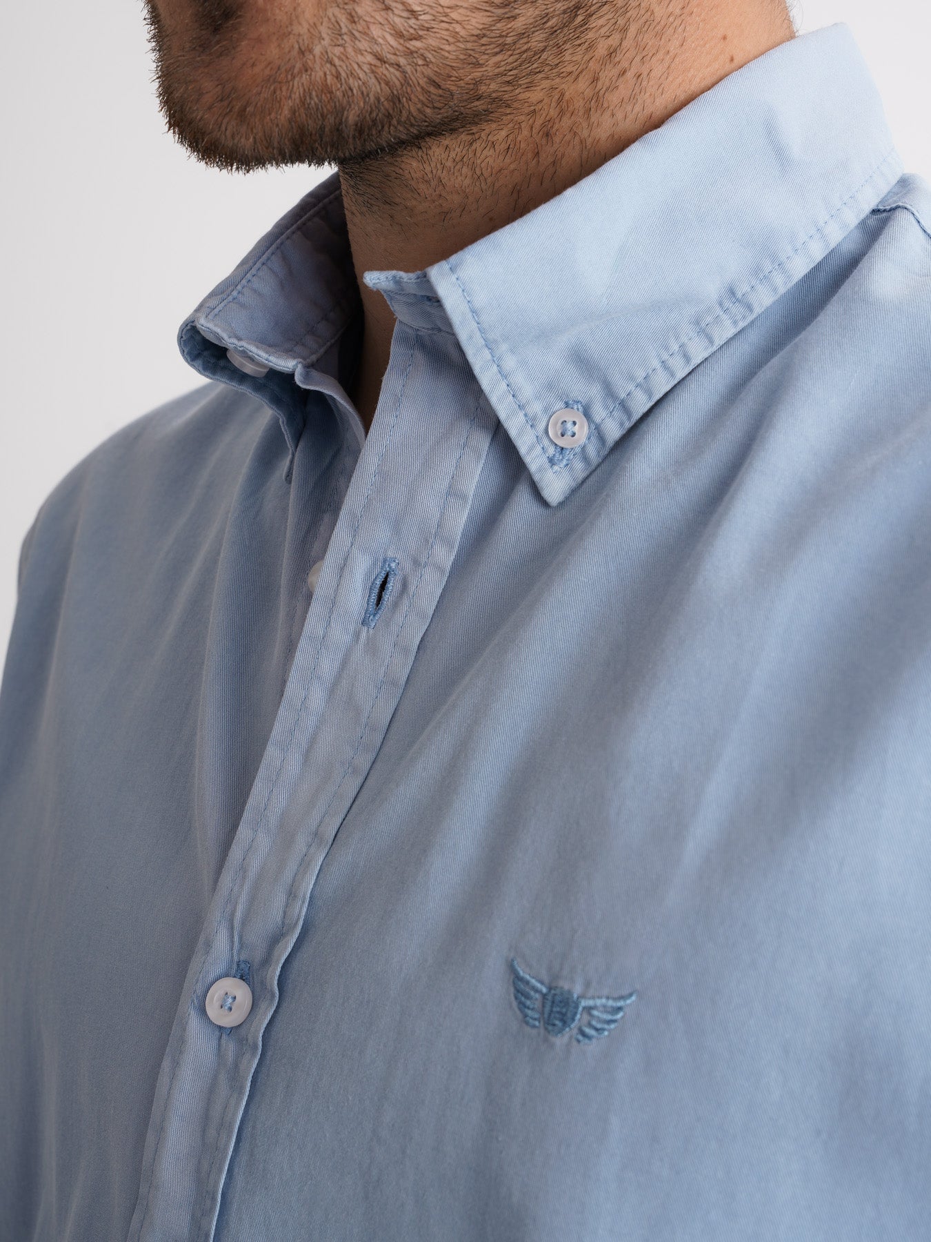 Camisa de sarga de corte estándar de Mr. Blue