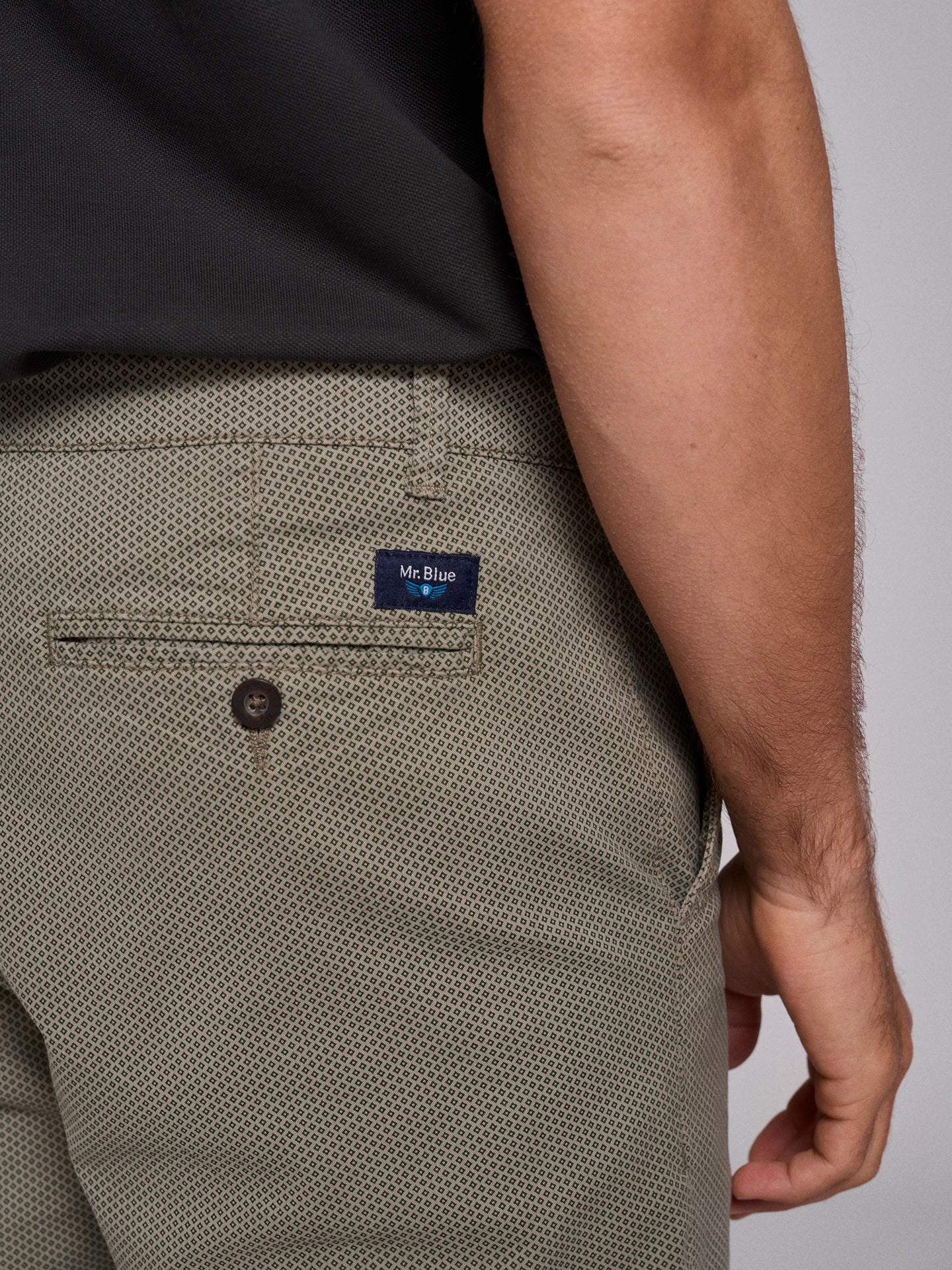 BERMUDA DE ALGODÓN VERDE REGULAR FIT MR. AZUL
