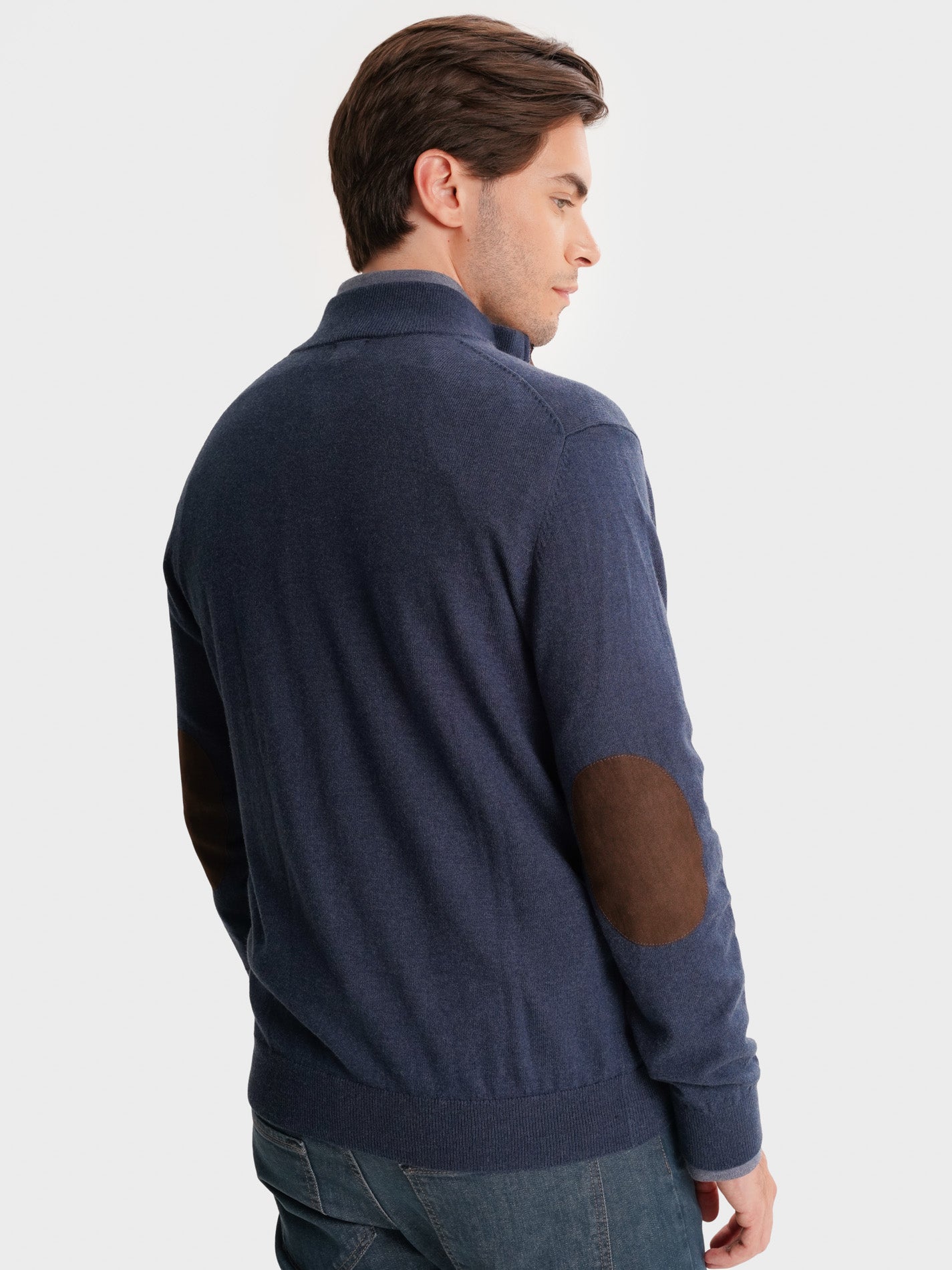 JERSEY DELGADO AZUL CON CODERAS MR REGULAR FIT. AZUL