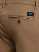 CALÇAS CASTANHAS SLIM FIT MR. BLUE