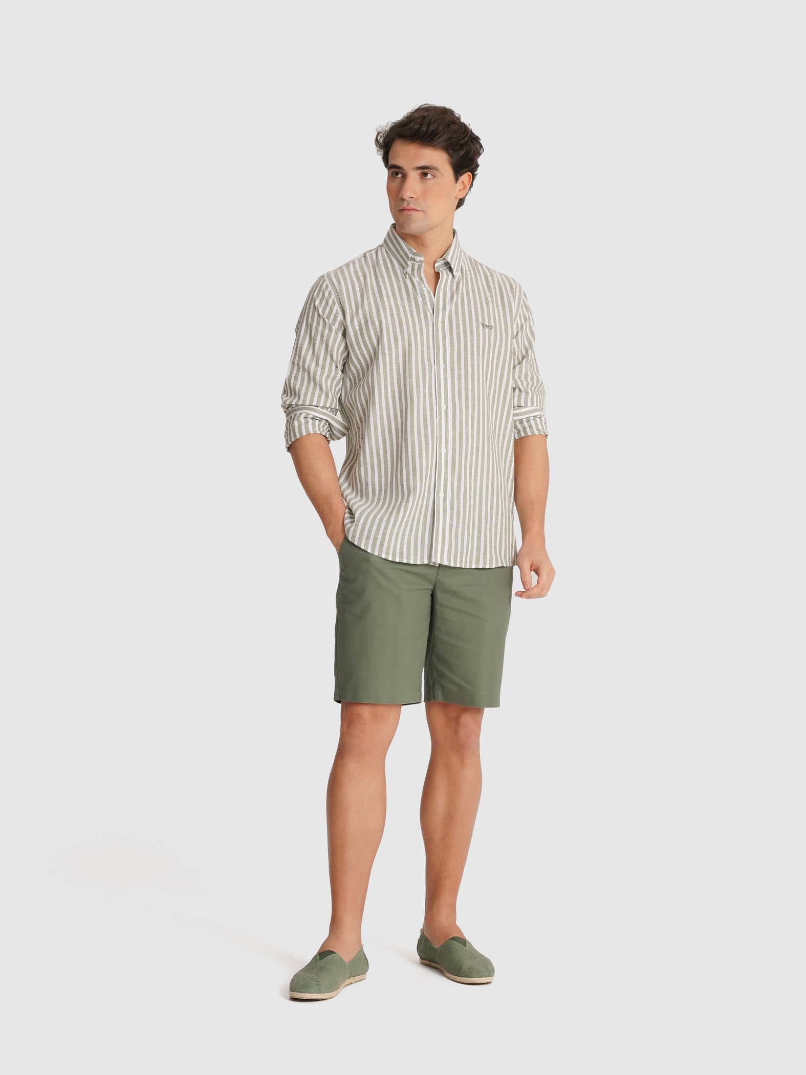 CAMISA VERDE MANGA COMPRIDA REGULAR FIT MR. BLUE