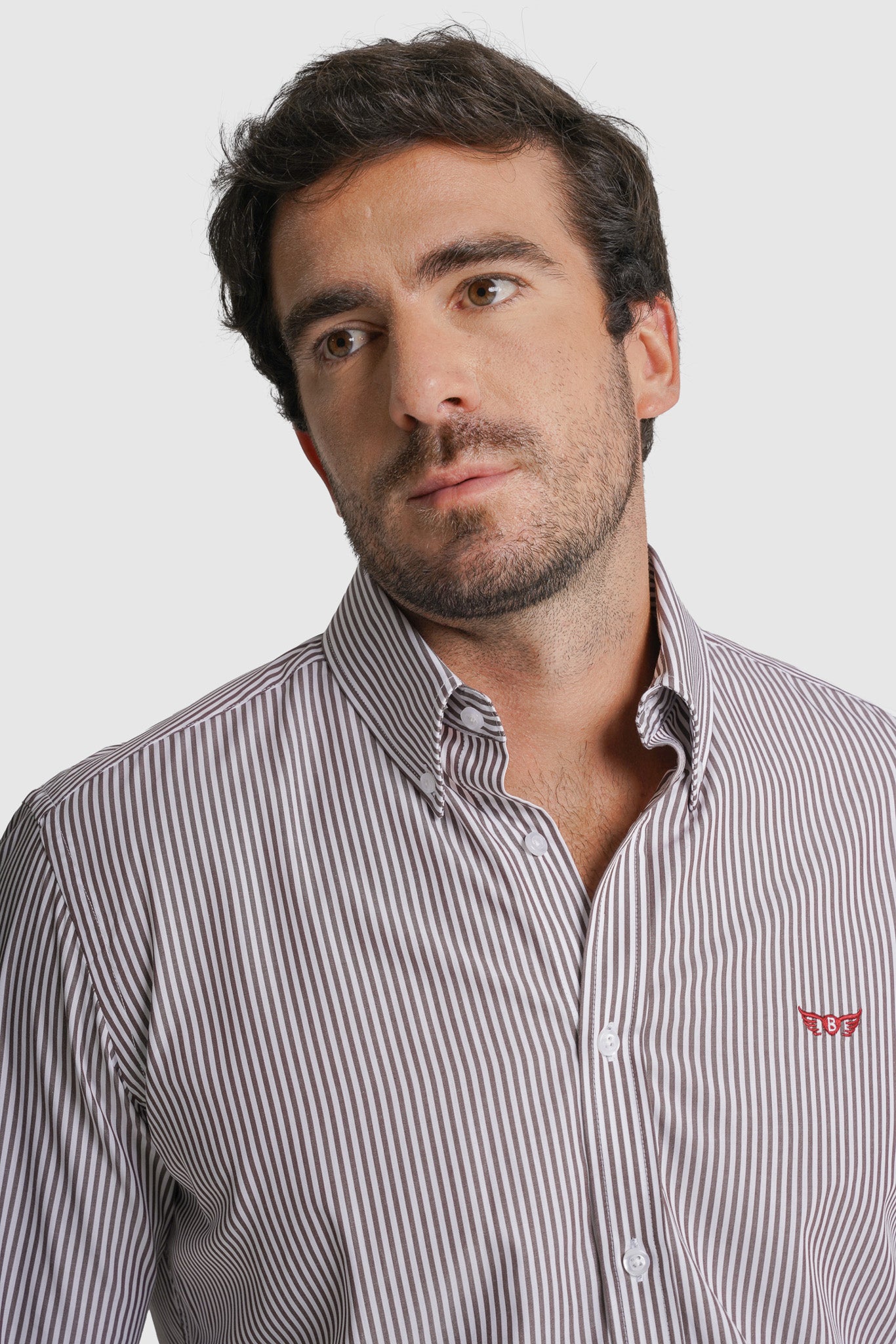 CAMISA ALGODÃO REGULAR FIT CASTANHA ÀS RISCAS MR. BLUE