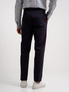 Chinos de sarga de corte estándar de Mr. Blue